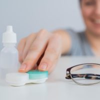  Kontaktlencse folyadékok